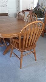 DR table with 6 chairs, 2 leaves (inside storage)