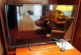 Element 32" HD DIgital LED Television Model #ELEFW328 Includes Instruction Manual And Remote