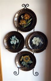 Toyo Decorative Hand Painted Plates By Ramen Waites, Qty. 4 Includes Hanging Metal Display Rack