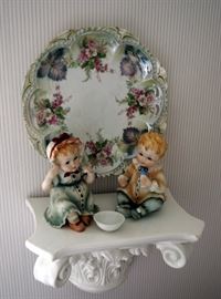 Decorative Ceramic Wall Shelf With Hand Painted China Plate And Ceramic Figurines