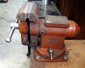 Larin Multi Function 5" Bench vise Model 3RBV-5