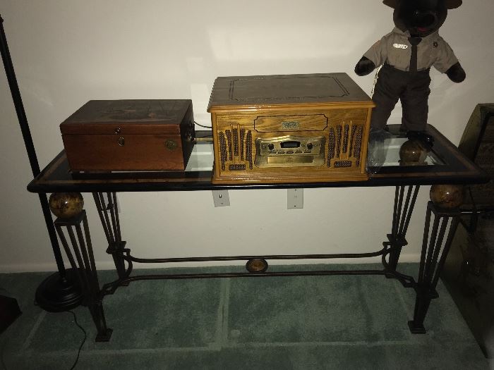STEREO CD CASSETTS AND 78s