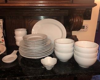 POTTERY BARN DINNERWARE 