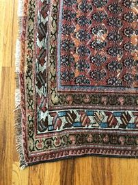 Measures 3’5” x 5’8”. 