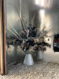 Corner planter - decorative