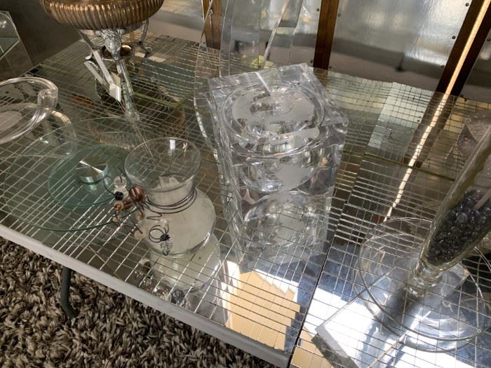 Mirrored placemats