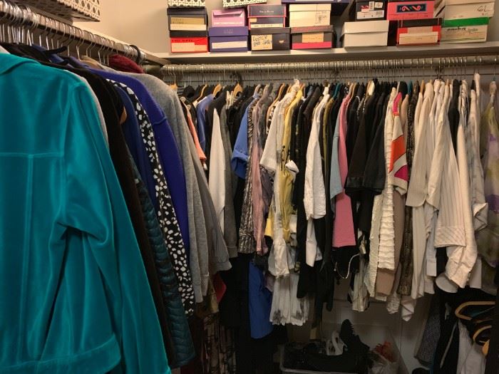 Vintage Women's Clothing