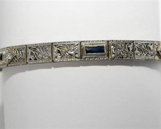 47. 18kwg vintage filigree bracelet