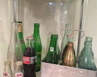 Antique & Vintage Cola Cola, Pepsi & Other Soda Collectibles.