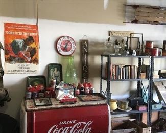 Antique /Vintage Coca Cola Machine