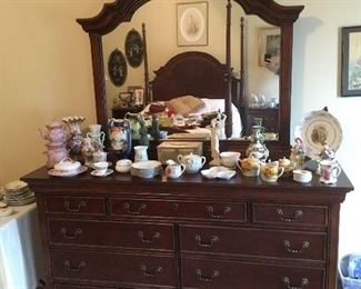 Dresser with Mirror, Porcelain items