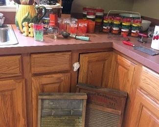 Antique & Vintage Kitchen Items. Washboards.