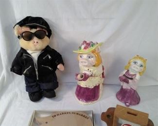 Pig collectibles
