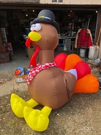 Large inflatable turkey