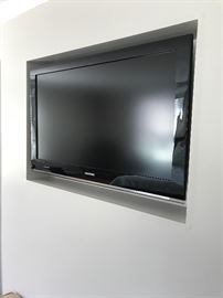 Flat screen TV (Samsung)