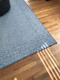 Area rug