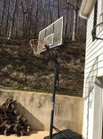 Basketball goal