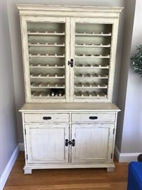 Wine hutch