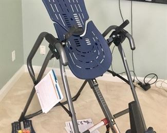  Inversion table 