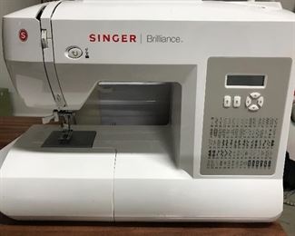 SINGER Brilliance sewing machine 