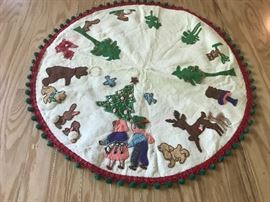 most adorable tree skirt ever, 50's felt appliques, forest friends