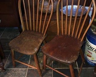Early Kentucky Windsor chairs, circa 1800