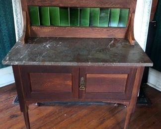 Arts and Crafts English wash stand