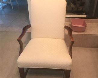 Arm chair