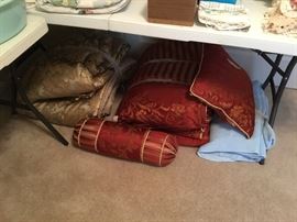 Decorative pillows and bedspread