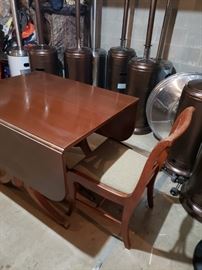 Duncan Phyfe Dining Room Table and Six Chairs