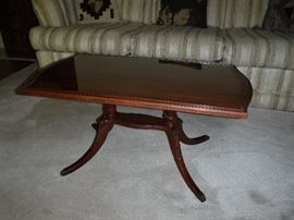 Duncan Phyfe style coffee table
