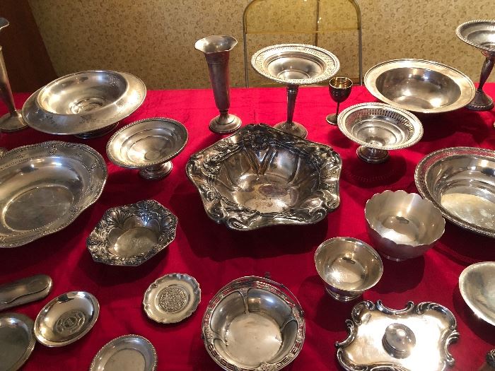 Art Nouveau bowl center is silver plate