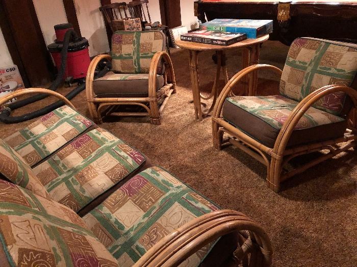 Vintage rattan sofa & 2 chairs 