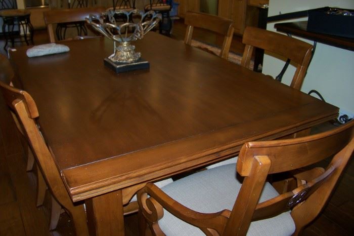 Breakfast table, 6 chairs