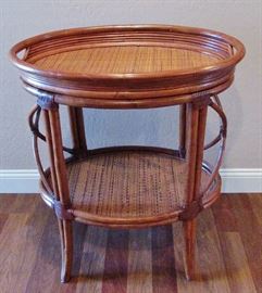 Ethan Allen Rattan End table with removable top tray
