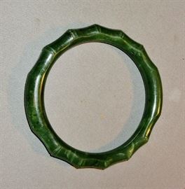 Beautiful Green Jade Bangle Bracelet
