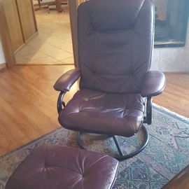 Modern leather chair/ottoman