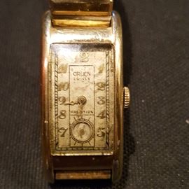 Gruen Curvex men's watch, circa 1930's. Runs, but does not keep time