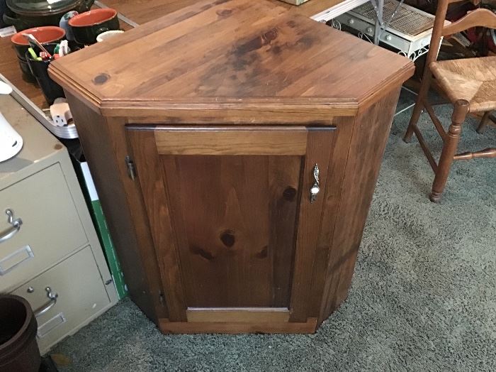Corner cabinet - 30” wide and 36” tall