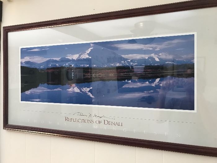 Thomas Mangelsen Reflections of Denali
