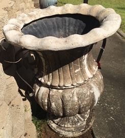 Large concrete planter/urn