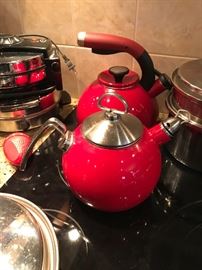 Chantal Tea Kettle, Cirullon Tea Kettle