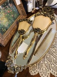 Beutiful Vintage Dresser set
