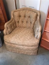 Ladies vintage arm chair
