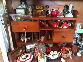 Wonderful Cabinet tht sits on desk or kitchen cabinet