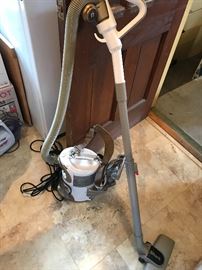 Shark Lift Vaccuum with attachments