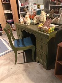 Nice Desk with  chair