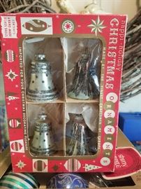 87-Beautiful Ornaments!