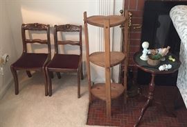 Children's solid wood chairs, three tier wood table, vintage side table