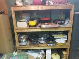 125- Fondues and various cooking items